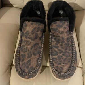 Cheetah print Hey Dudes